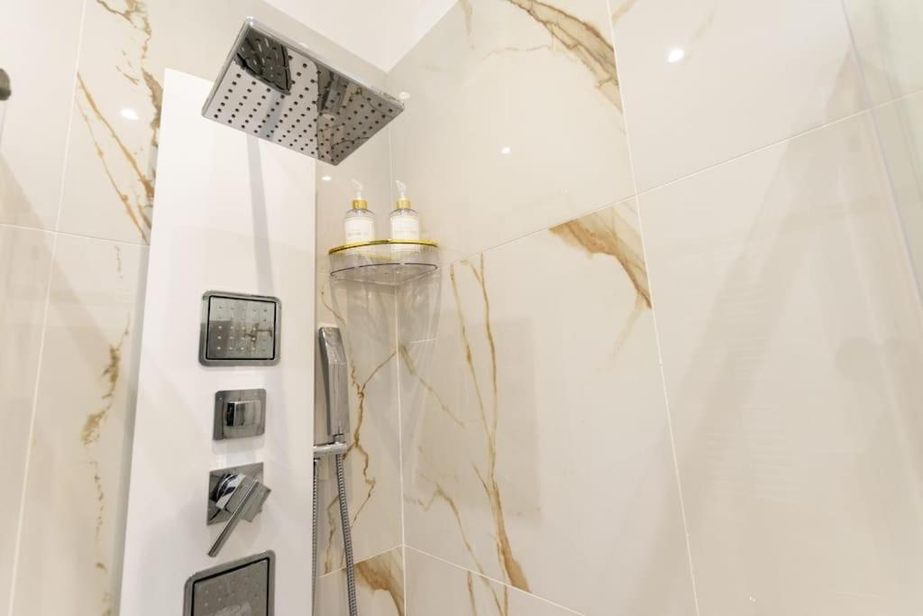 We Home - Prada Luxury Suites Mediolan Zewnętrze zdjęcie